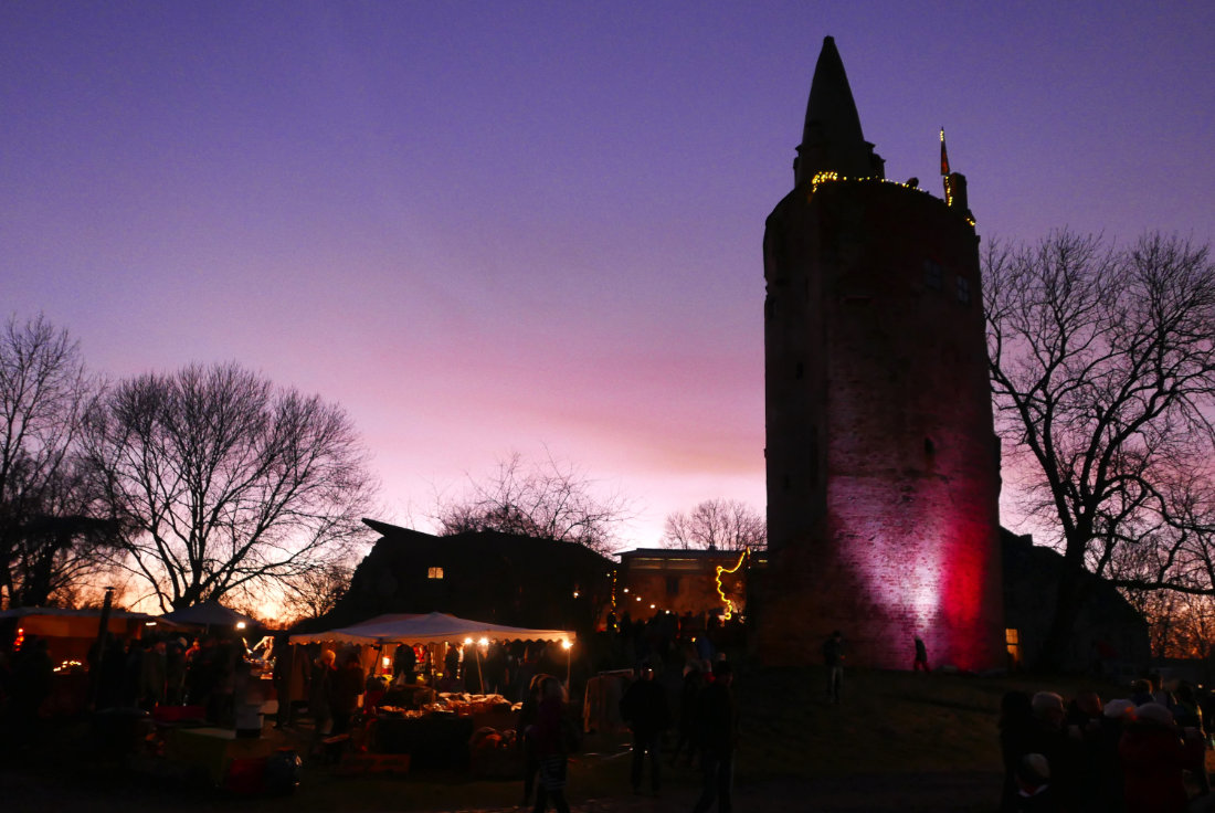 Adventsmarkt Burg Klempenow
